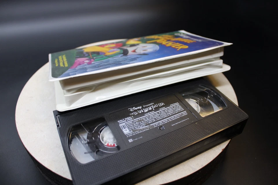 The Brave Little Toaster VHS 1998 Clamshell 1987 Musical Disney Jon Lovitz - Image 3 of 4