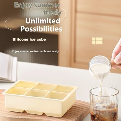 Silicones Large Ice Cubes Tray For Homes Kitchen and Bar Freezers Safe Design