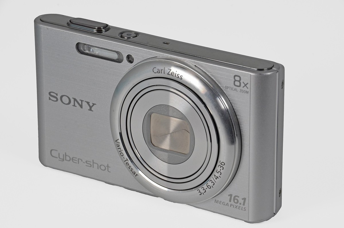 Sony Cyber-shot DSC-W730 Silver 16.1MP [ Near Mint ] w / Box Zeiss