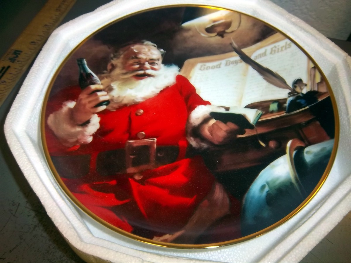 Coca Cola Franklin Mint collectors plate, Santa Claus, Making a  display picture 1