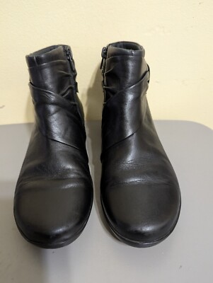 Clarks Womens Everlay Mandy Boot Size 6W Black Leather 