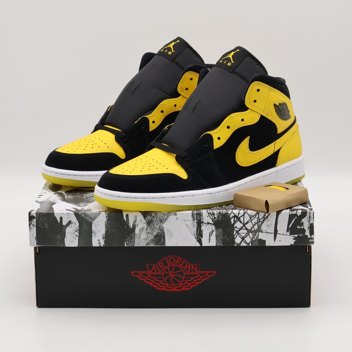 HJ6654-071 Nike Air Jordan Mid Black Varsity Yellow (Men's