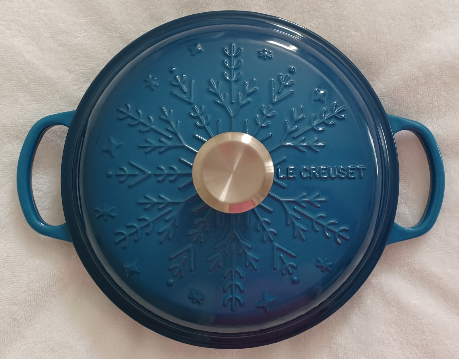 LE CREUSET Enamel Cast Iron Signature MARSEILLE Blue Snowflake Braiser