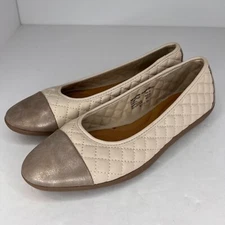 Time And Tru Womens Beige Solid Cap Toe Quilted Slip On Size 10 Ballet Flats