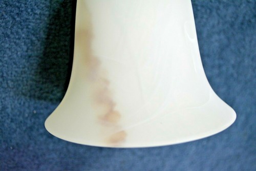 2.25" Fitter Painted Cream Alabaster Fan Glass Bell Shade Globe Quorum 2915C NEW - Picture 9 of 9