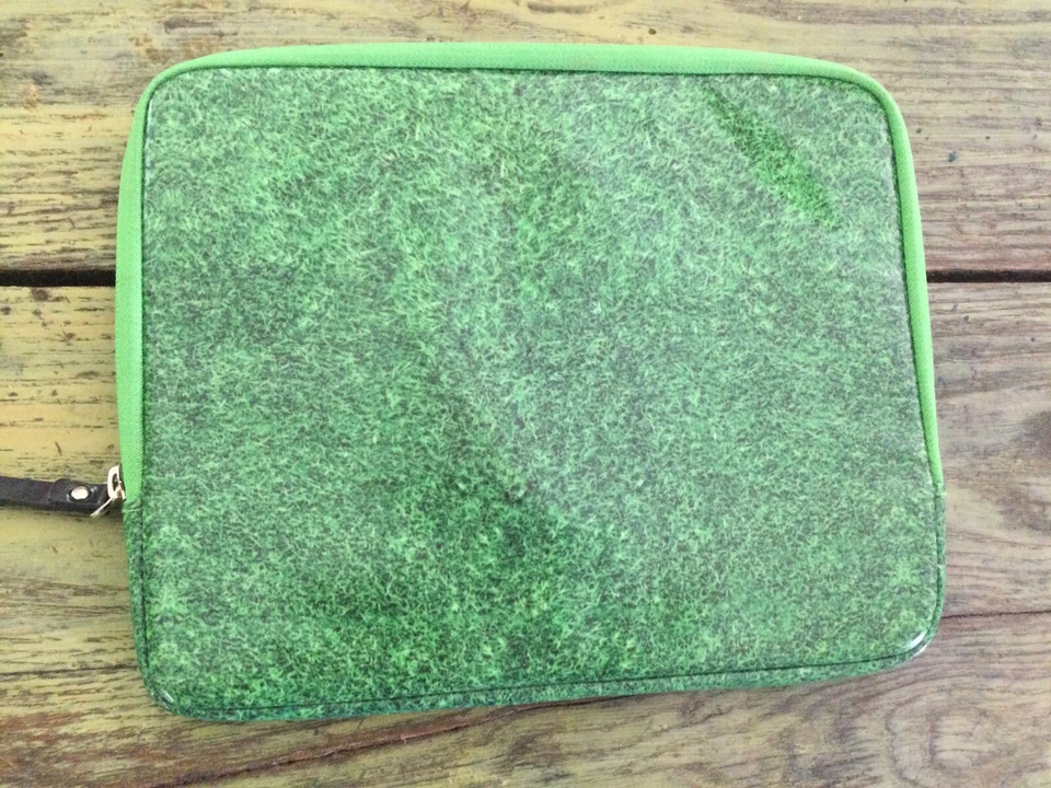 Kate Spade Green Vinyl Padded Tablet Case - Image 3 of 3
