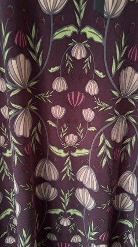 Ladies Top Size L Fits 16 Bnwt - Picture 3 of 9