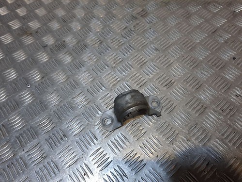 BMW 6 F12 F13 2012 Halterung Stabilisator vorne 6775444 Benzin 300kW ATV9318