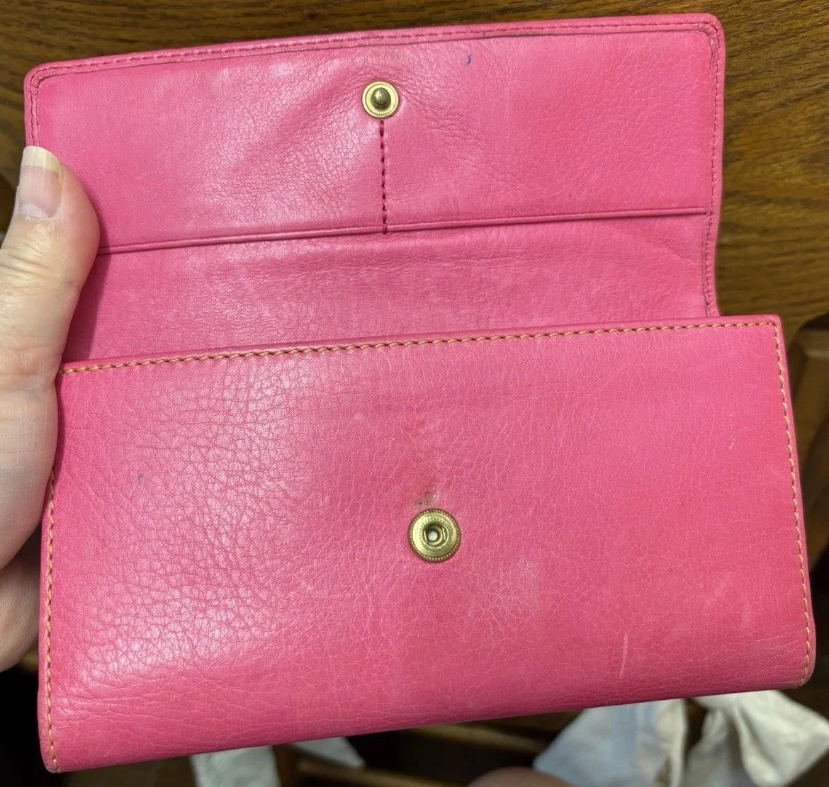 DOONEY & BOURKE Portafoglio Dooney Bourke fucsia rosa caldo pelle fiorentina grande pochette libretto assegni