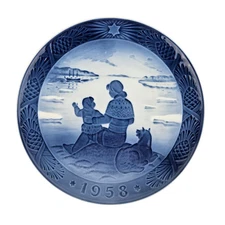 Royal Copenhagen 1958 Christmas Plate Scenery From Greenland