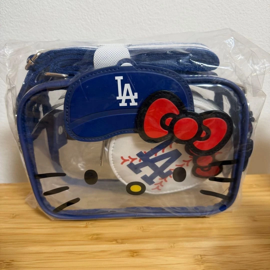 ハローキティ クリアバッグ 8月5日ドジャースタジアム配布品　新品　未使用 Hello Kitty x Los Angeles Dodgers Clear Bag Stadium Giveaway