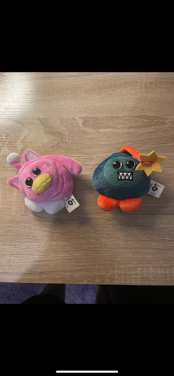 Ouioui Series & Lot Of 2 Itemlabel Bomb And Spiral | eBay