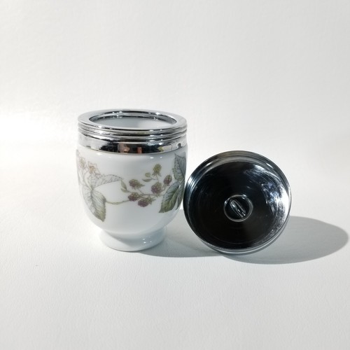 Royal Worcester Porcelain Egg Cup with Lid Made in England Brambles
