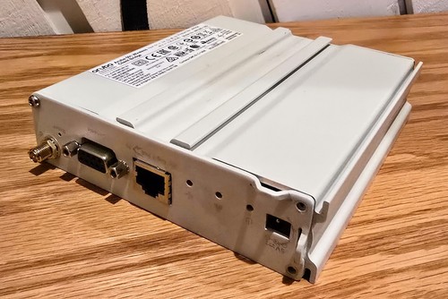 Aruba 501 Wireless Client Bridge (J9835A) - 第 1/4 張圖片