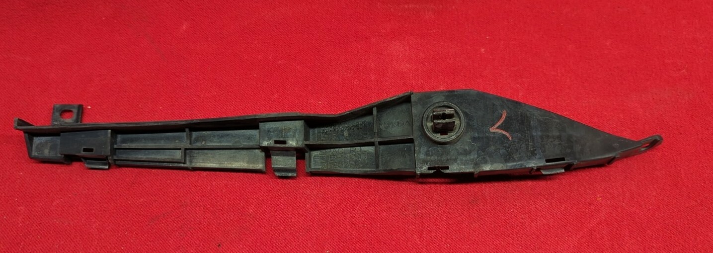 2004-2008 Acura TL Driver Side Front Bumper Cover Mount Bracket  