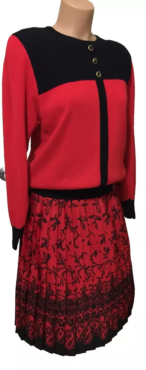 Women s 90s skirt set Retro red knit sweater silk pleated skirt long sleeve M