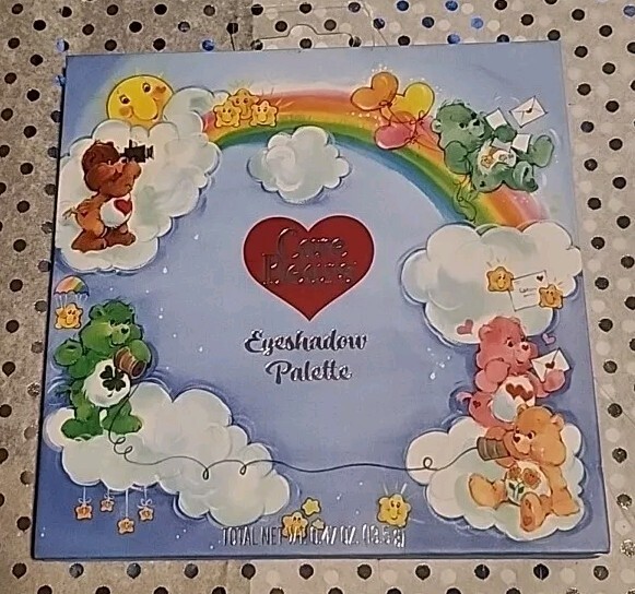 New Care Bears - 12 Color Eyeshadow Palette With Mirror - Full Size