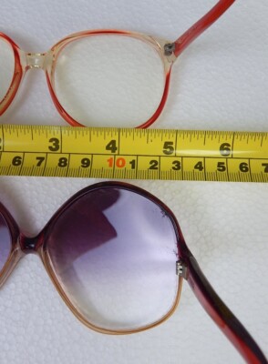 Vintage Womens 1970s Oversized Glasses Prescription Frames  display picture 3
