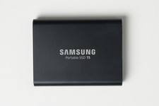 Samsung T5 1TB External (MU-PA1T0B) Portable SSD - Excellent Condition