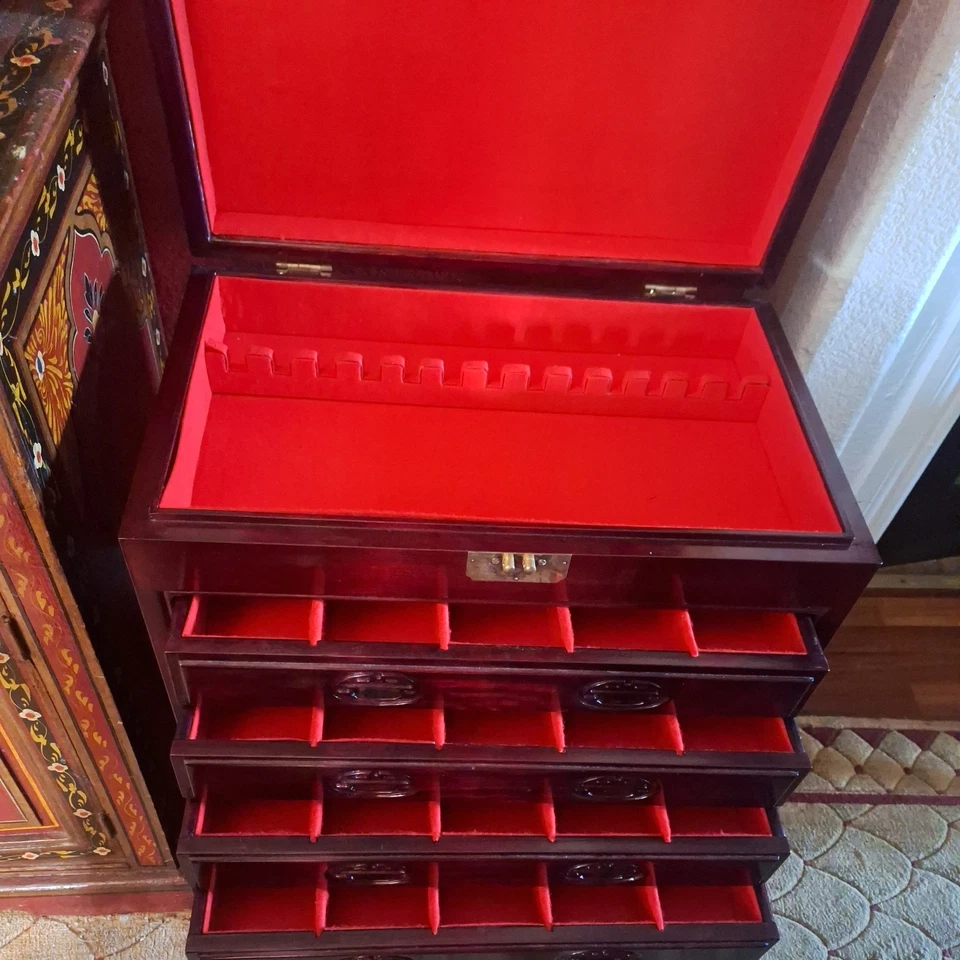 Cofre de cubiertos oriental de madera vintage - Armario de pie  Foto 4 de 4