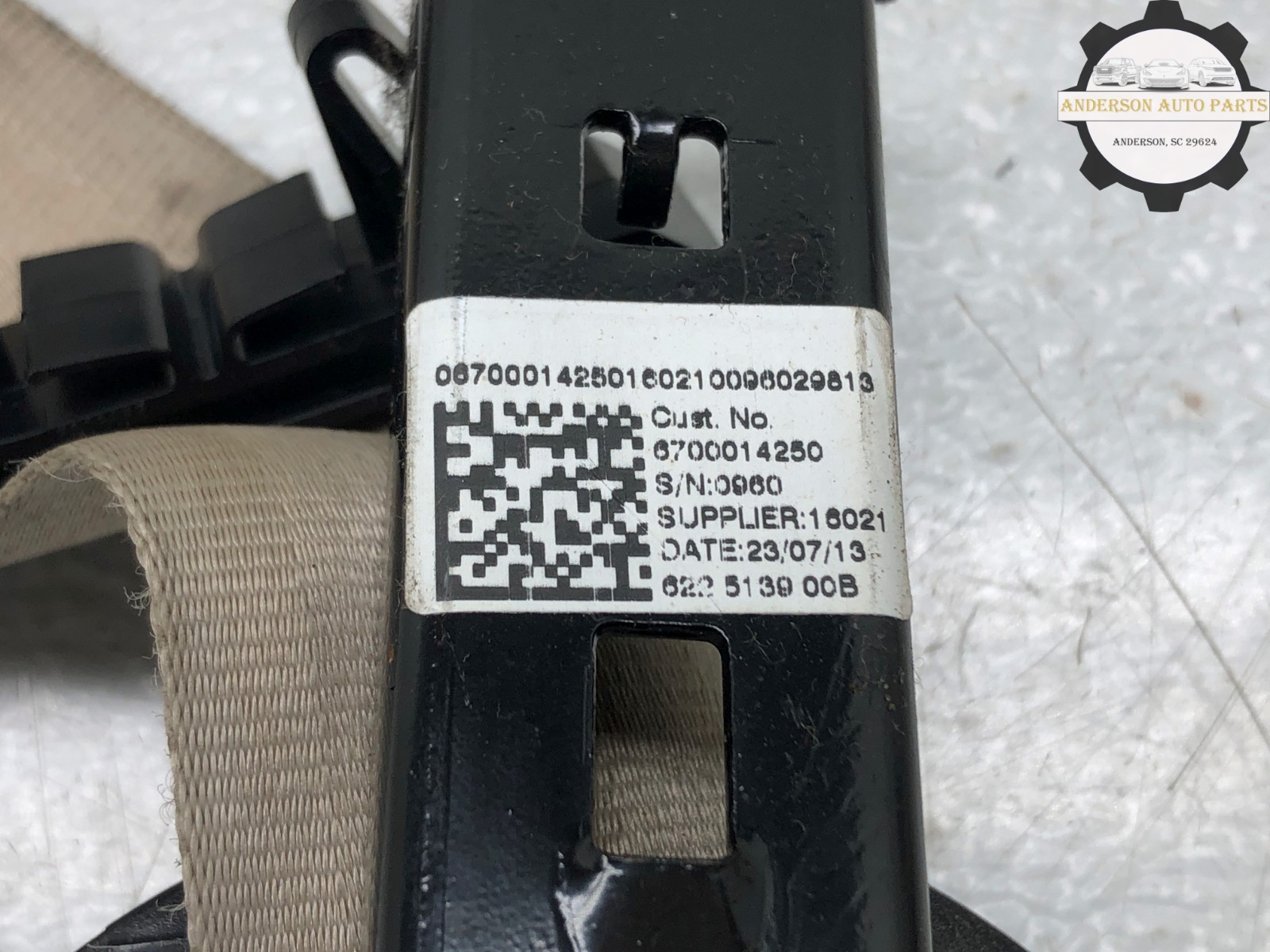 2014-2020 MASERATI QUATTROPORTE LEFT DRIVER FRONT SEAT BELT RETRACTOR OEM