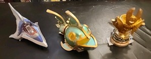 2015 Skylanders Superchargers, Reef Ripper, Skyslicer, Golden Queen Trophy, +1