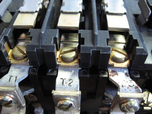 ITE Gould A113C Size 1 Contactor Starter 600V 10 Hp w/ Transient Suppressors - Picture 8 of 9