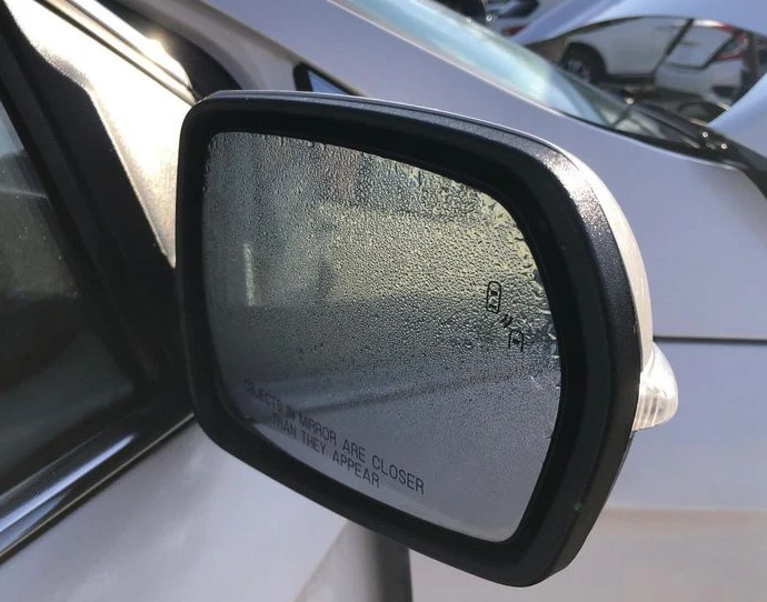 Espejo retrovisor de puerta blanco para pasajero derecho Ford Edge 2019-2024 Foto 2 de 3