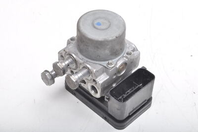 TRIUMPH TRIDENT 660 ABS Pumpe Hydraulikblock Steuergerät 006-V95-168 302154