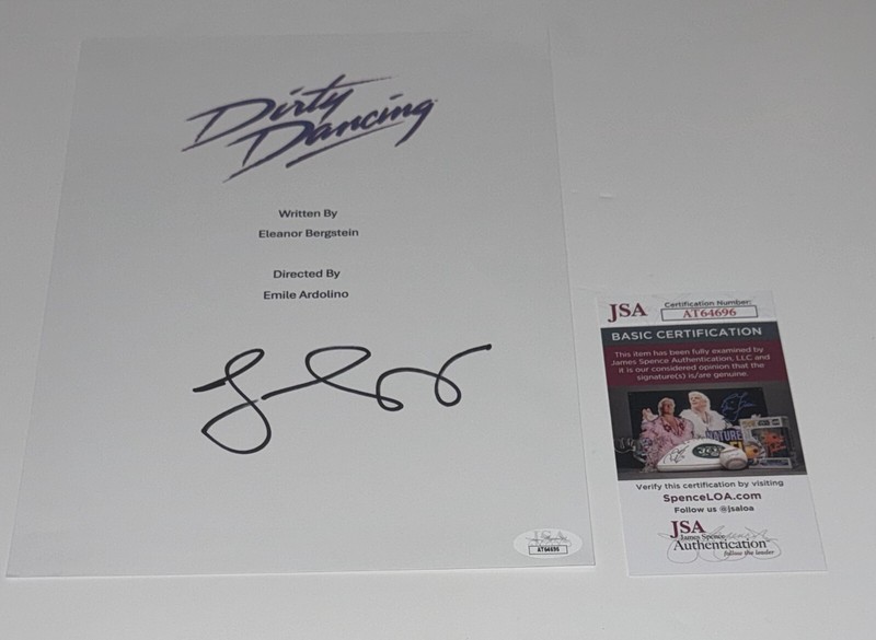 JENNIFER GREY SIGNED DIRTY DANCING FULL MOVIE SCRIPT JSA COA