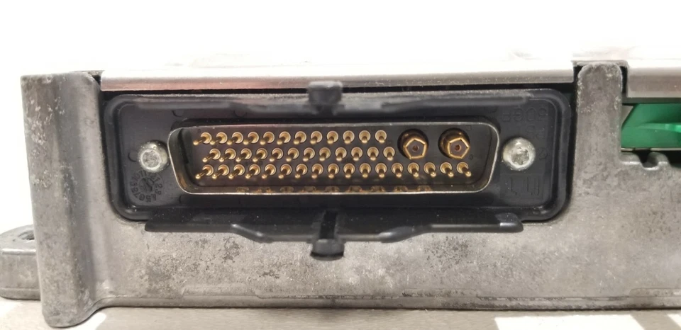 QA2050 2001-2005 MERCEDES SLK230 COMMUNICATION ID MODULE 1638201326 OEM - Image 4 of 4