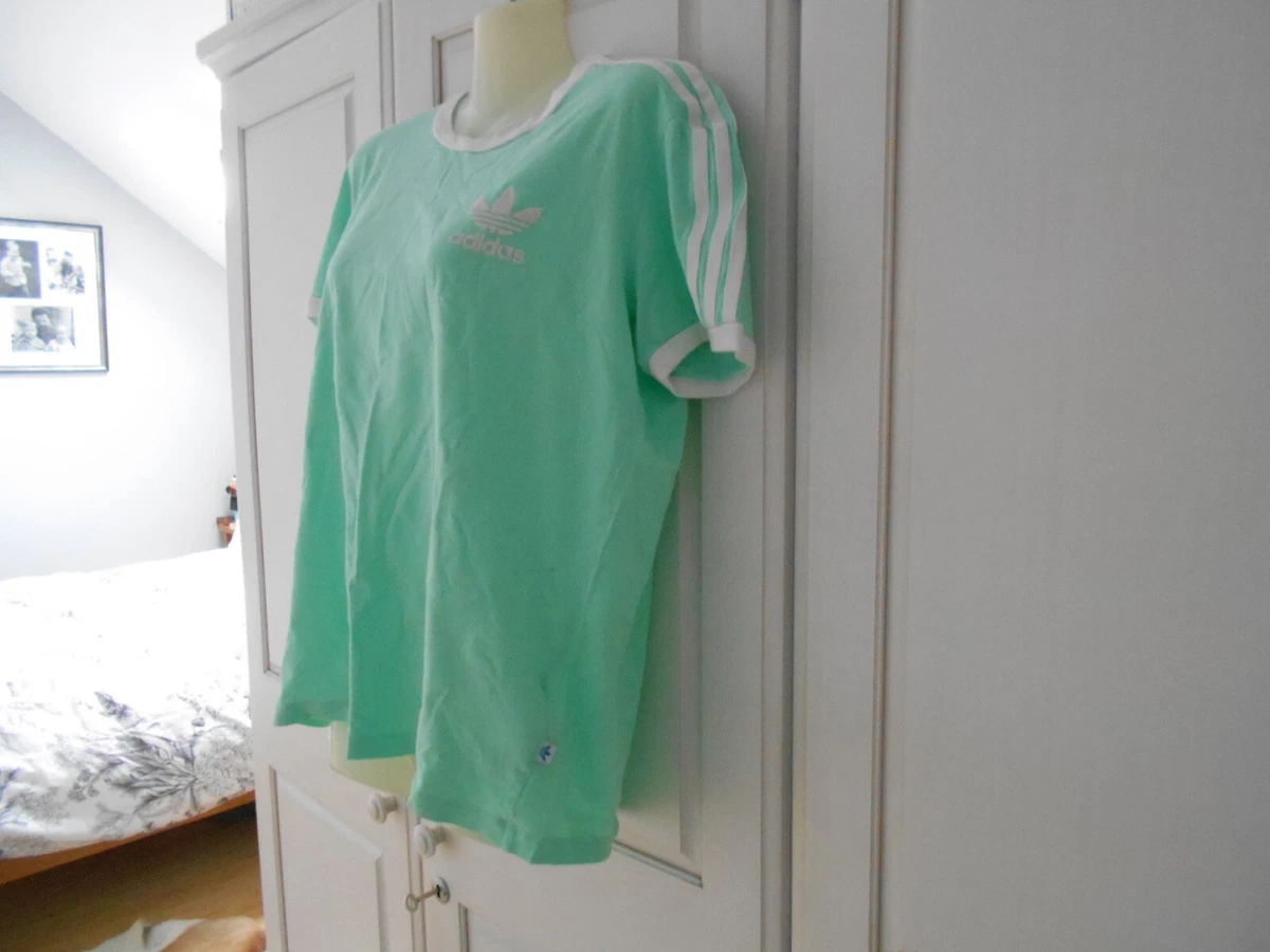 Mint green shop adidas clothes