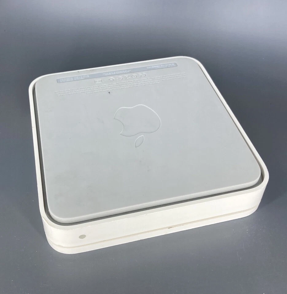 Apple Airport Extreme 802.11n Wi Fi Model A1354 - Image 2 of 4