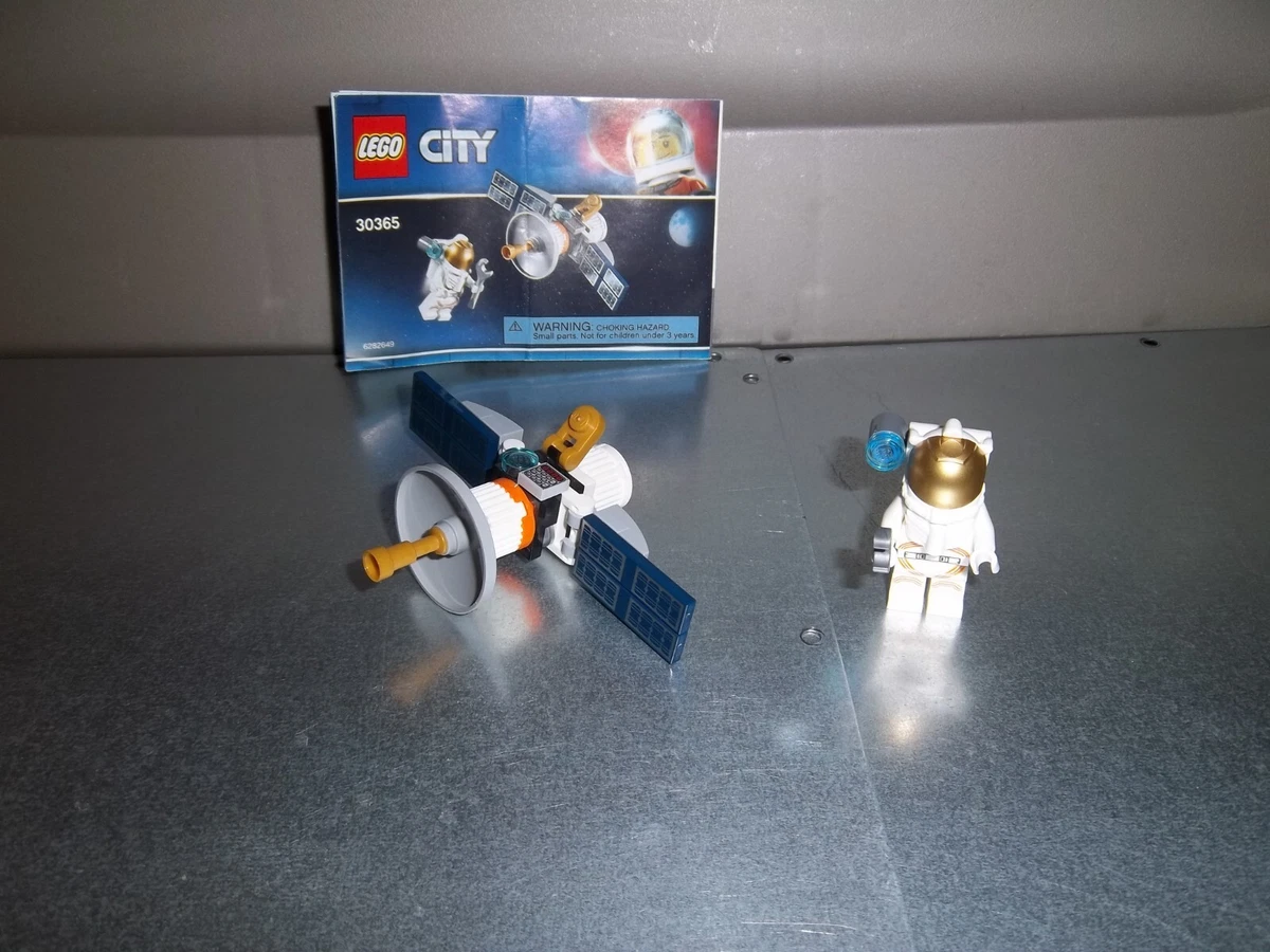 LEGO Astronaut Satellite minifigure City Space 30365 mini figure