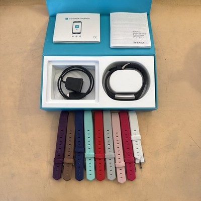 Fitbit Alta HR (FB408SBKS) Fitness Sleep Tracker 10 Wristbands Black Size S