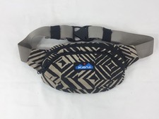 Kavu Spectator Fanny Pack Waist Belt Bag Crossbody Black Tan Geometric Print