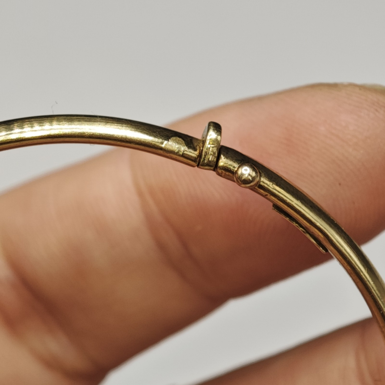 Solid 9ct Gold Torque Bangle Sapphire Vintage 9k … - image 10