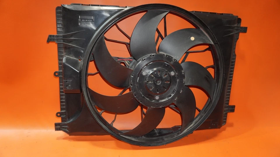 MERCEDES BENZ GLK250 VENTILADOR RADIADOR 2010 2011 2012 A2045000293 GLK350 OEM Foto 3 de 4