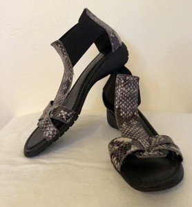 the flexx band together gladiator sandal