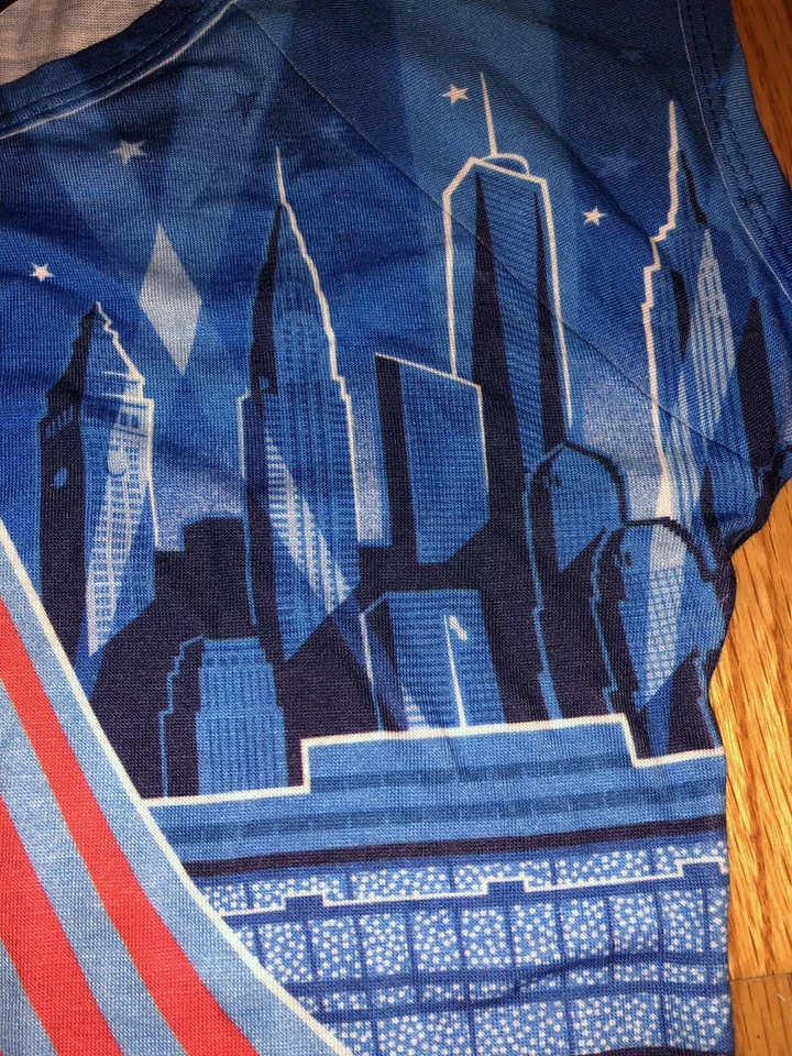 NUEVA CAMISETA ESTAMPADA CON LOGOTIPO OFICIAL DE LA USTA DE TENIS ABIERTA DE NYC 2011 BANDERA TALLA S Foto 3 de 4