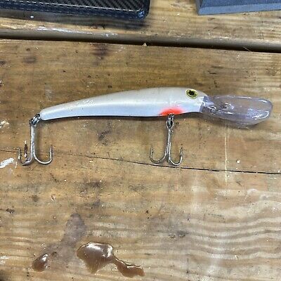 VINTAGE MANNS MAGNUM S-25+grey ,WHITE HEAVY DUTY BIG GAME TROLLING FISHING  LURE