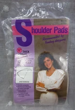 BEACHWOOD Ltd USA ~ SHOULDER PADS ~ #00739 Beige / 1/2" Thick Raglan Covered