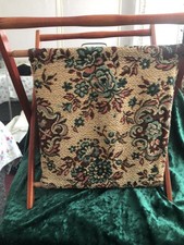 Vintag folding knitting/sewing bag, freestanding, wood frame