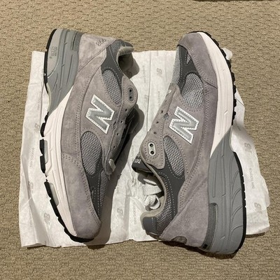 Size 9 US - New Balance 993 Gray White
