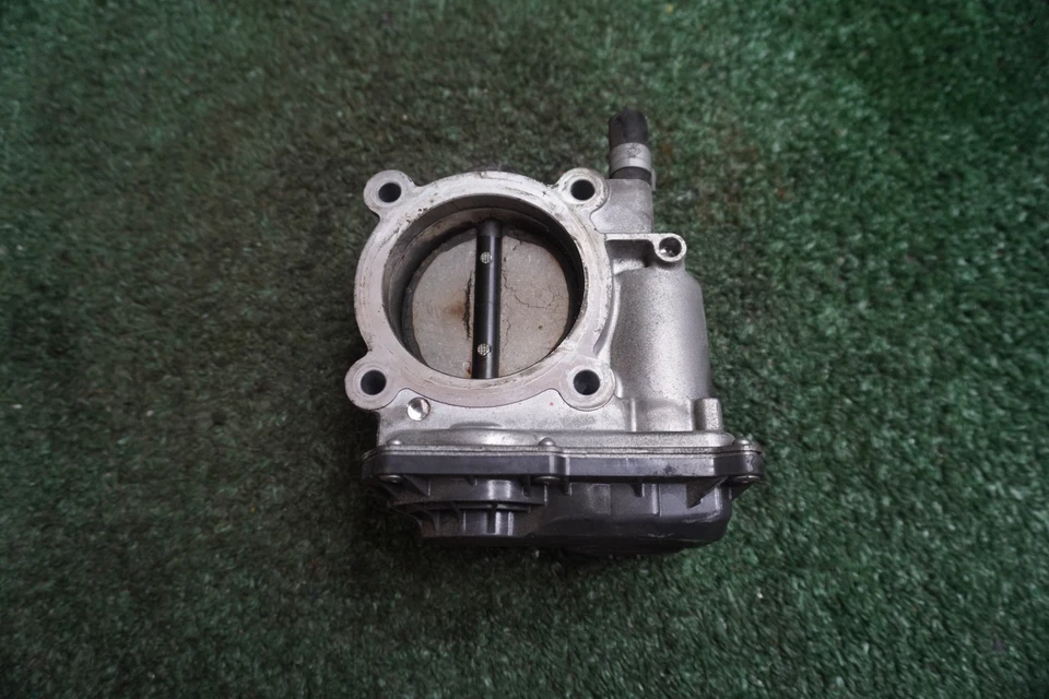 Conjunto de carroceria do acelerador Toyota 86 2018 fabricante de equipamento original 424469064 - Imagem 2 de 4