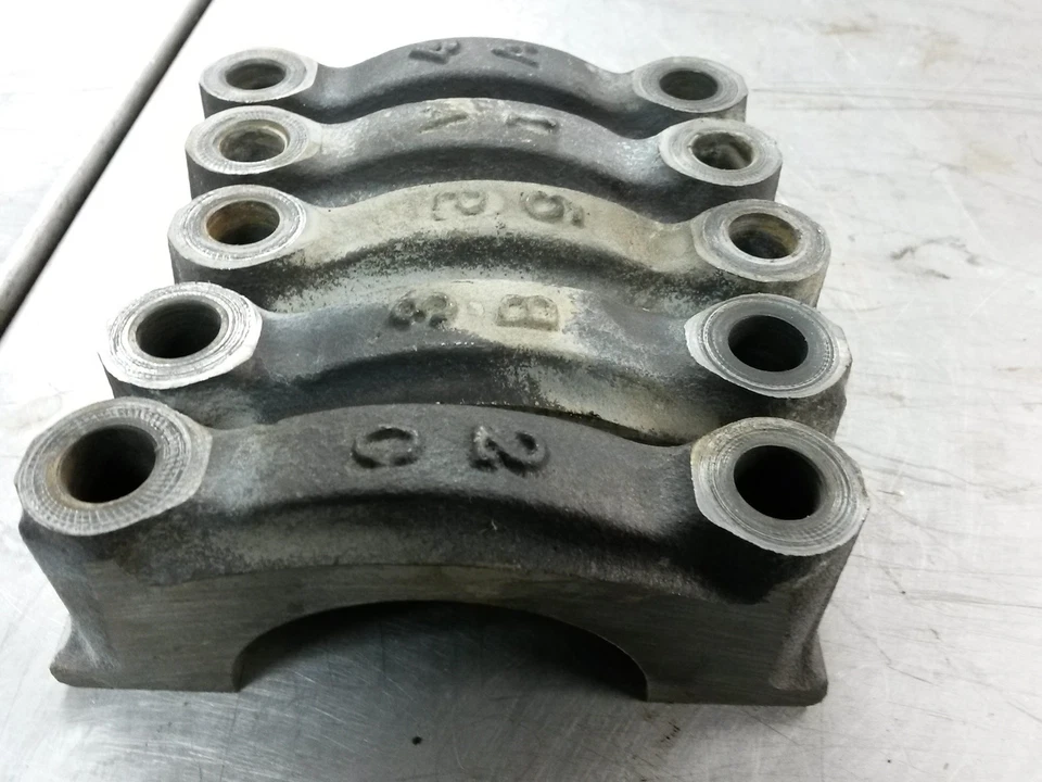 1996 年庞蒂亚克 Grand Am 2.4 发动机缸体主盖 — 第 2/4 张图片