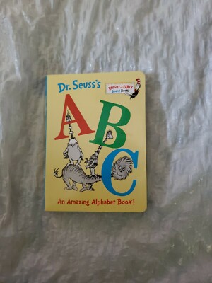 Bright and Early Board Books(TM) Ser.: Dr. Seuss's ABC : An Amazing Alphabet Bo 