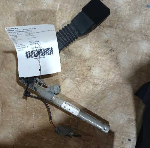 2011-2016 Dodge Charger Left Driver Seat Belt Buckle Assembly Black Used