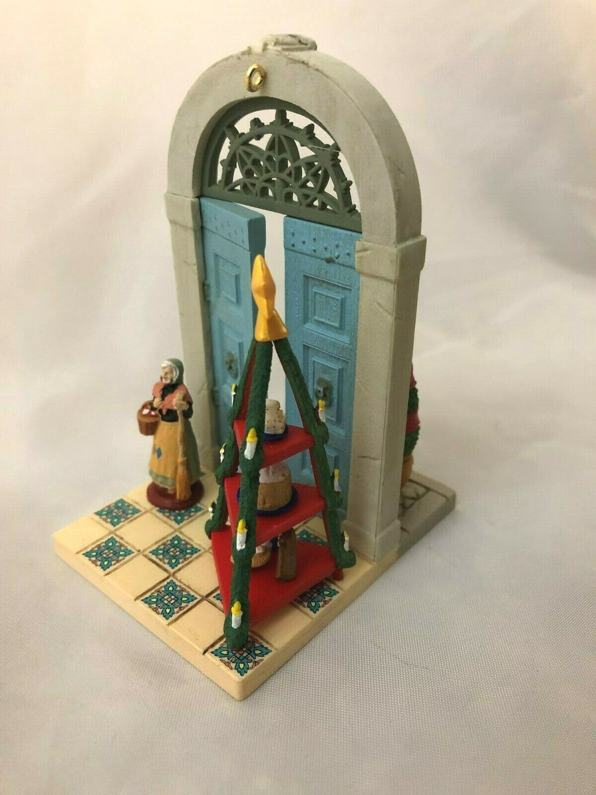 Hallmark Keepsake 4" Doorways Around World ITALY Figurine Ornament eBay