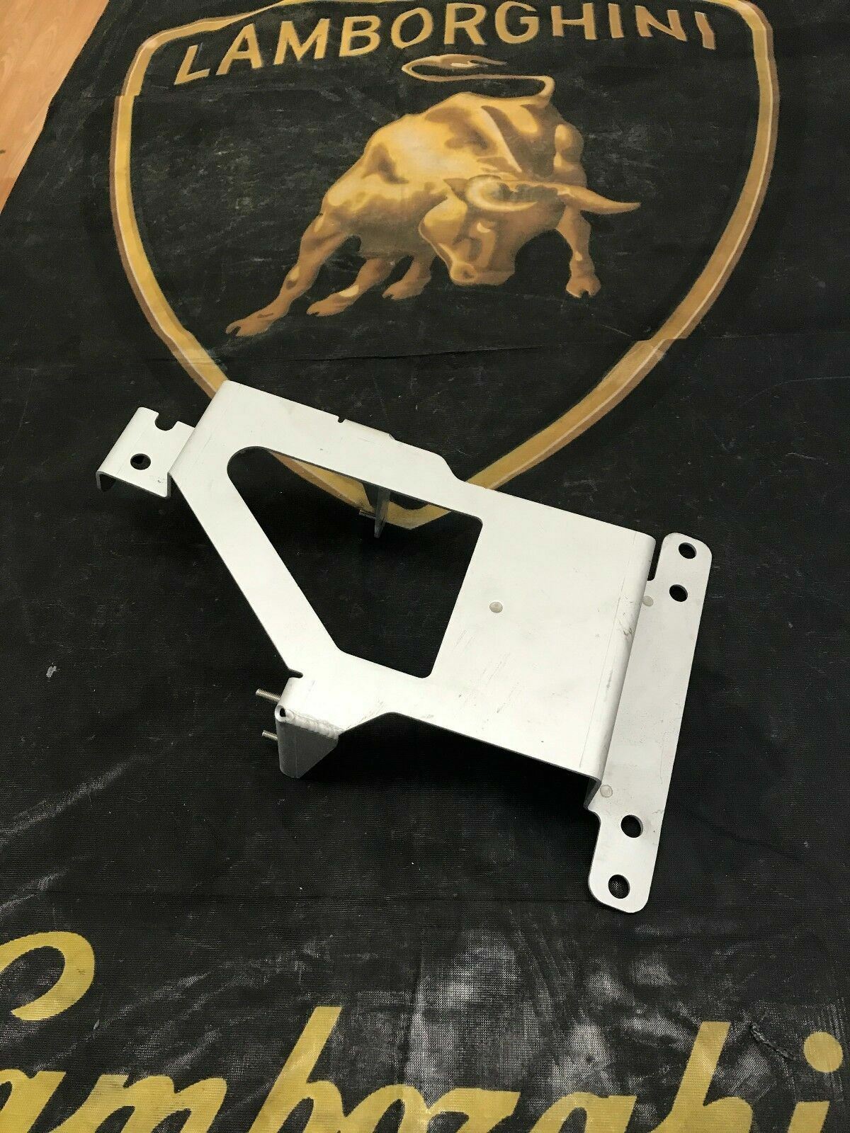LAMBORGHINI GALLARDO LP560 INTERIOR CENTER CONSOLE HOLDER BRACKET OEM 400907297D